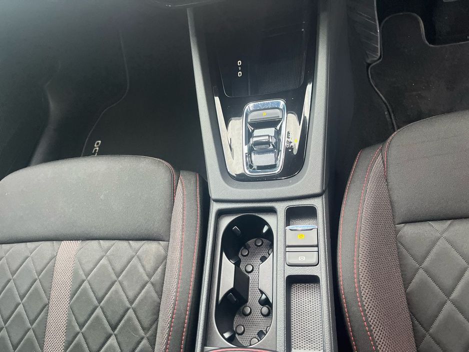 2024 Skoda Octavia - image 18