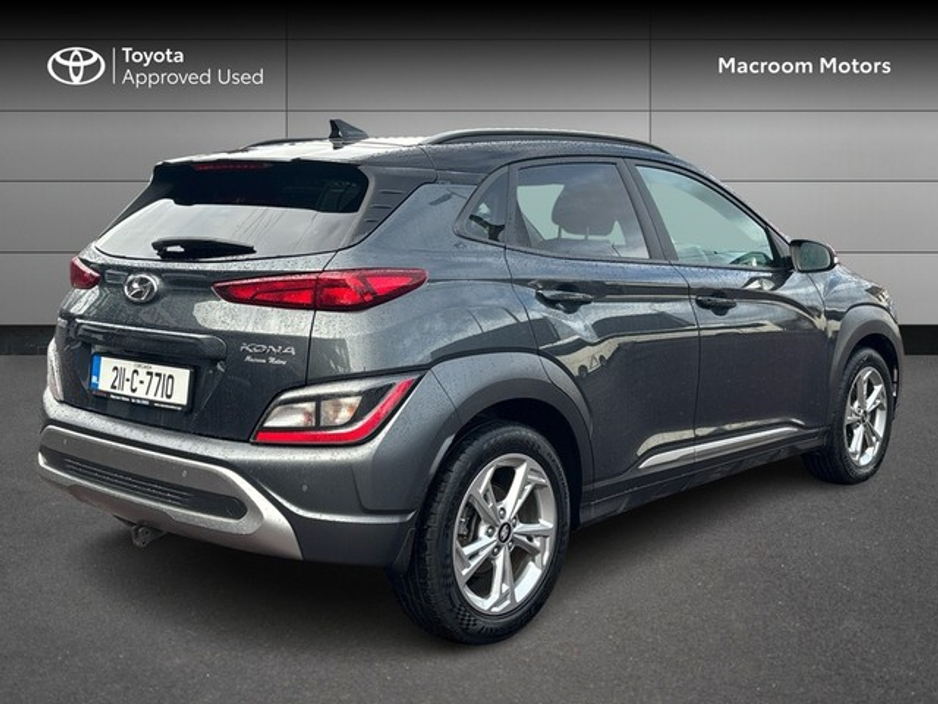 2021 Hyundai Kona KAUAI PETROL TWO - TONE ROOF 5DR EXECUTIVE €17,000