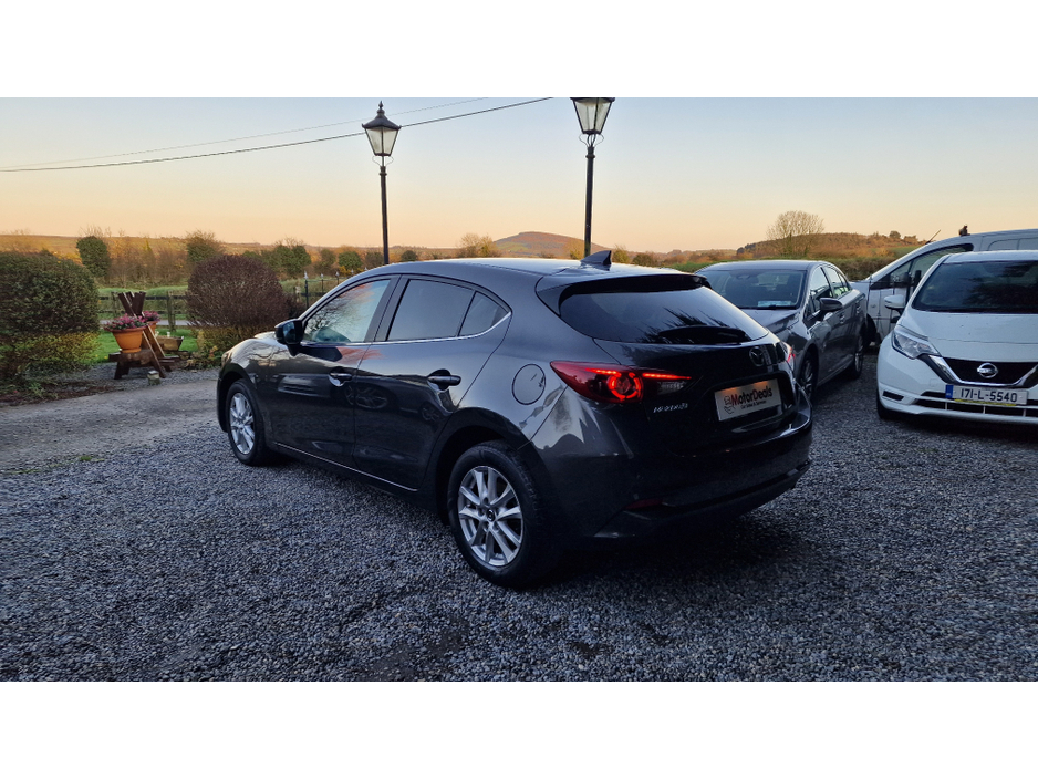 2017 Mazda Mazda3 - image 14