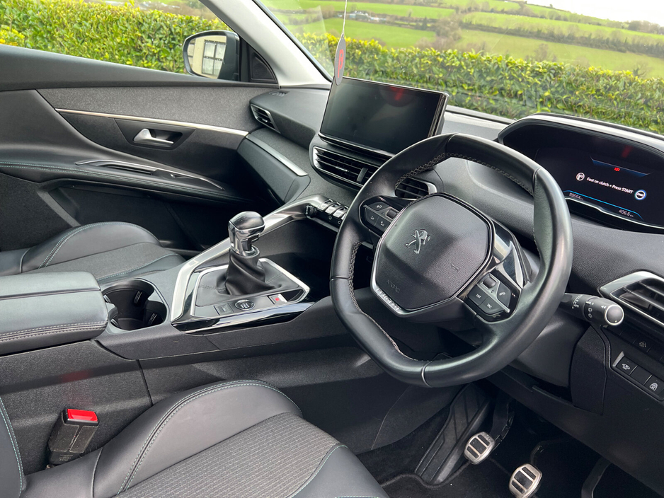 2023 Peugeot 5008 1.5 BlueHDi 130bhp Allure €33,950