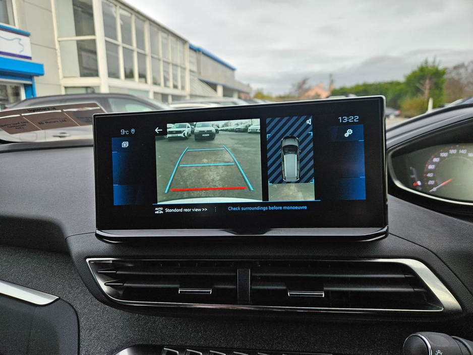 2023 Peugeot 5008 - image 16