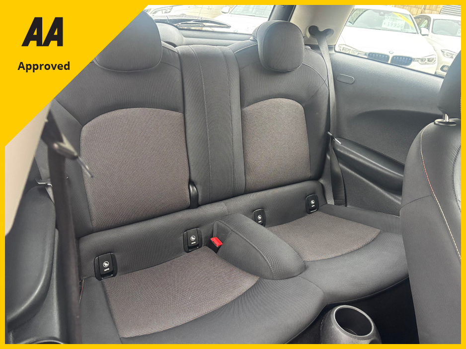 2018 MINI Cooper 1.5 3DR COOPER LOADED WITH SPEC €12,950