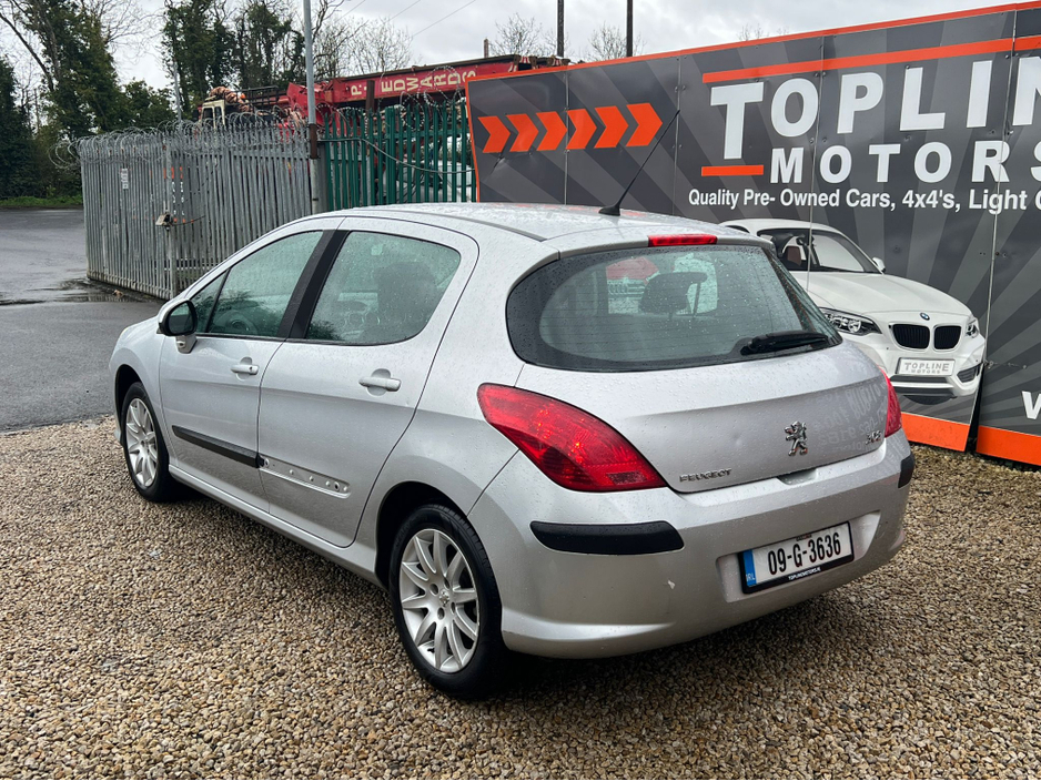 2009 Peugeot 308 - image 6
