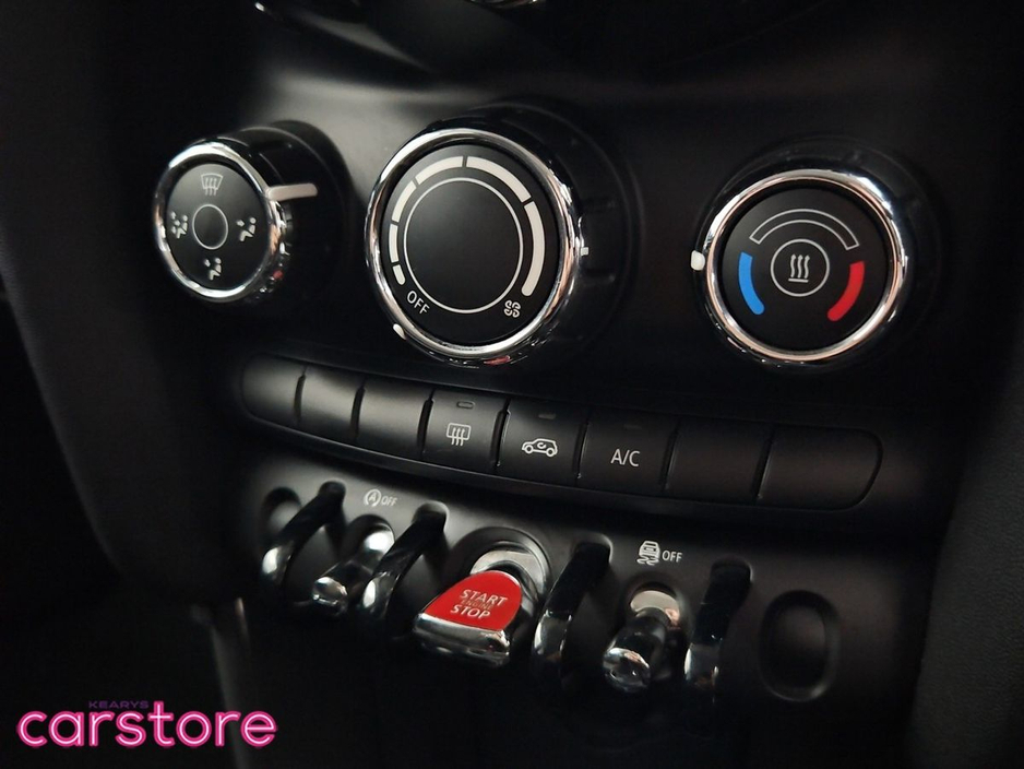 2019 MINI Hatch - image 20