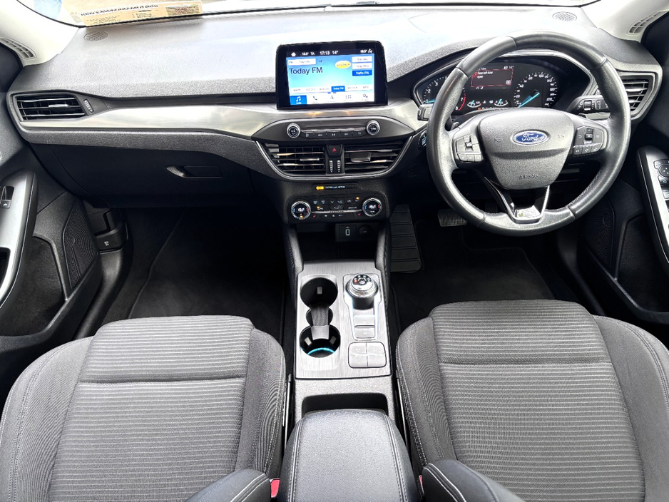 2019 Ford Focus - image 5