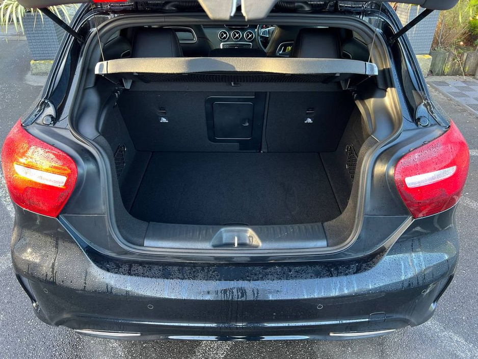 2016 Mercedes-Benz A Class A180 AMG-LINE 1.6 AUTO // FULL SERVICE HISTORY // VERY LOW MILEAGE // LEATHER/ALCANTARA AMG HEATED SEATS €18,900