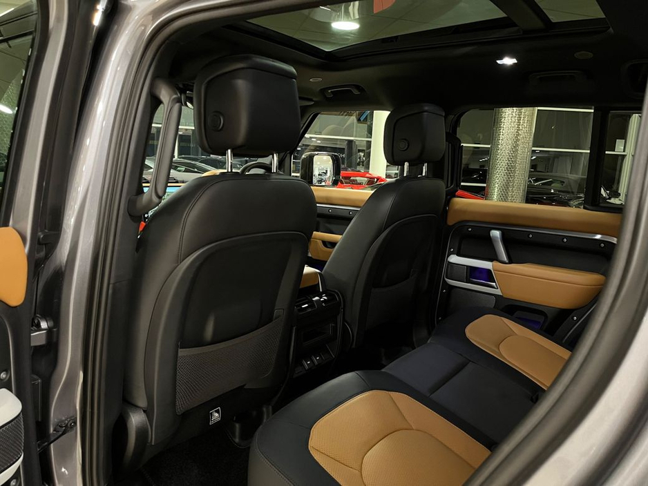 2023 Land Rover Defender - image 21
