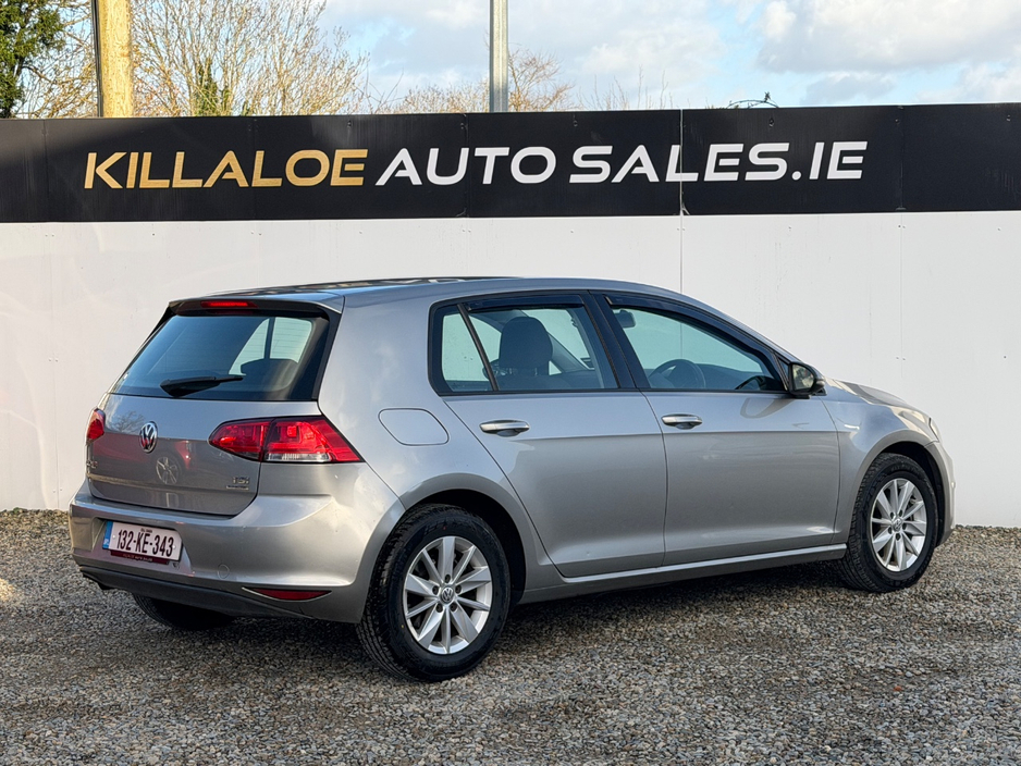 2013 Volkswagen Golf - image 5