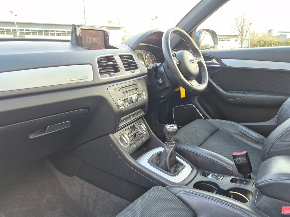2014 Audi Q3 - image 14