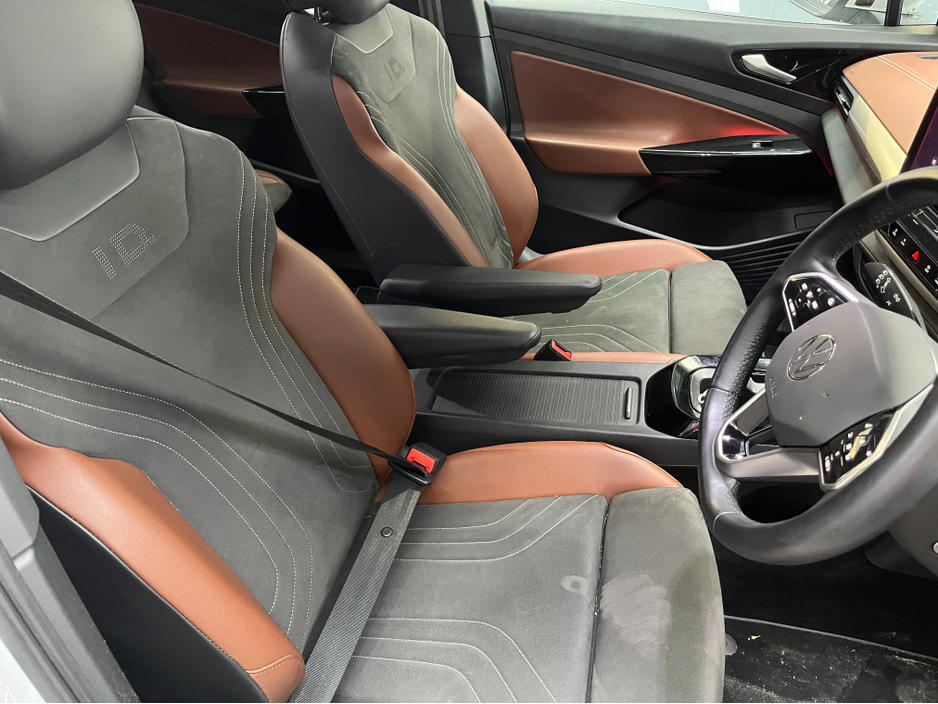 2022 Volkswagen ID.4 €26950 2022 VOLKSWAGEN ID.4 PRO LAUNCH EDITION AUTOMATIC / CRUISE CONTROL / 360° CAMERA / ELECTRIC MEMORY & HEATED SEATS / APPLE CARPLAY / AMBIENT LIGHTS / PANORAMIC SUNROOF €26,950