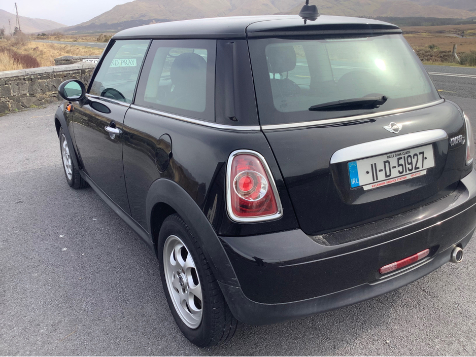 2011 MINI Hatch - image 15