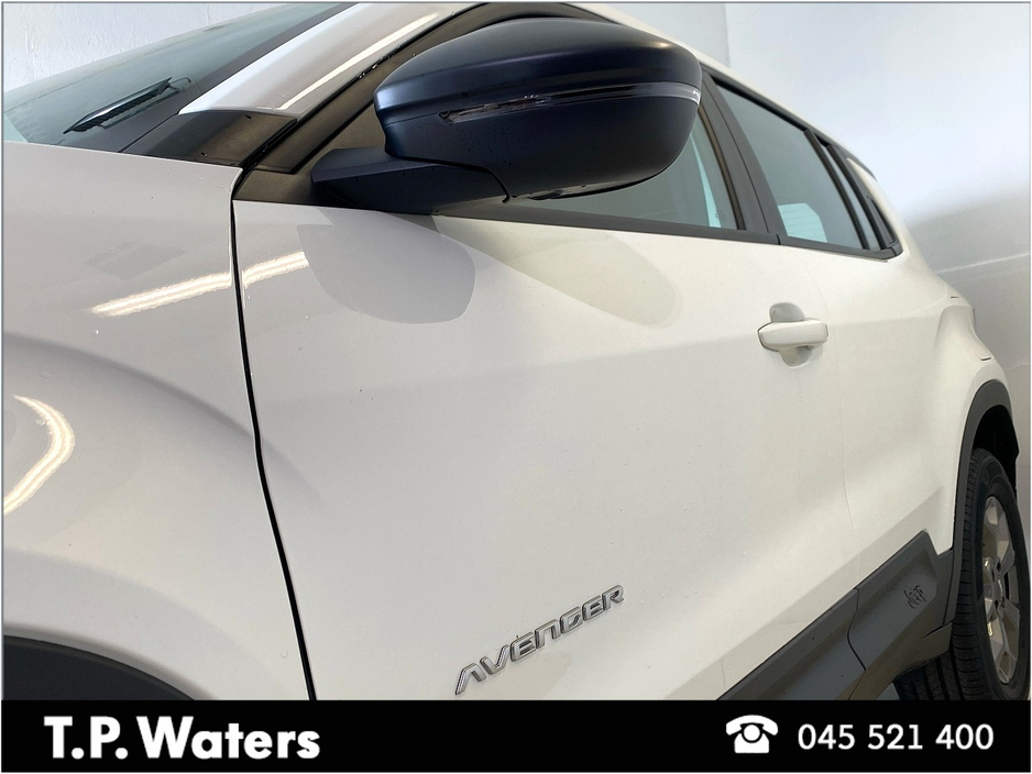 2026 Jeep Avenger - image 12