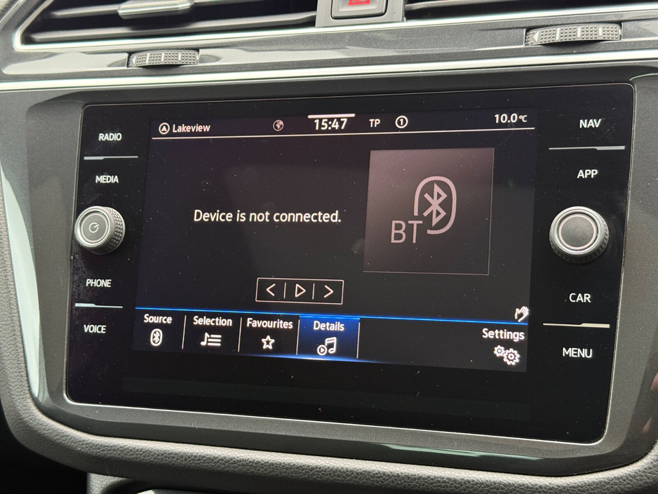 2021 Volkswagen Tiguan - image 16