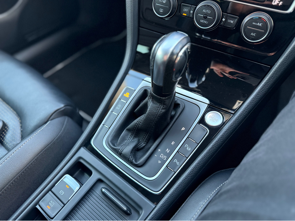 2019 Volkswagen Golf HIGHLINE PRO - 2.0L DIESEL - AUTO - 12M WARRANTY - CAR: 1600 €21,950