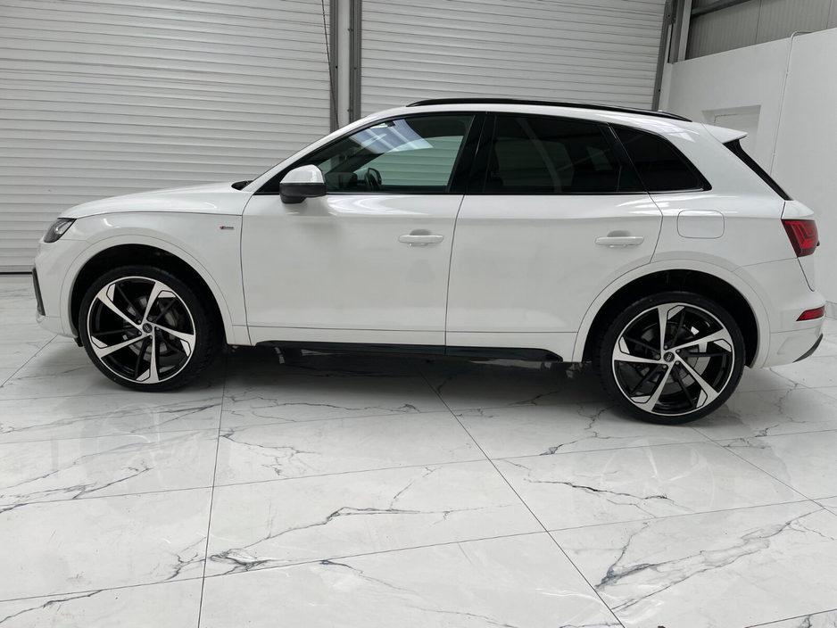 2023 Audi Q5 - image 6