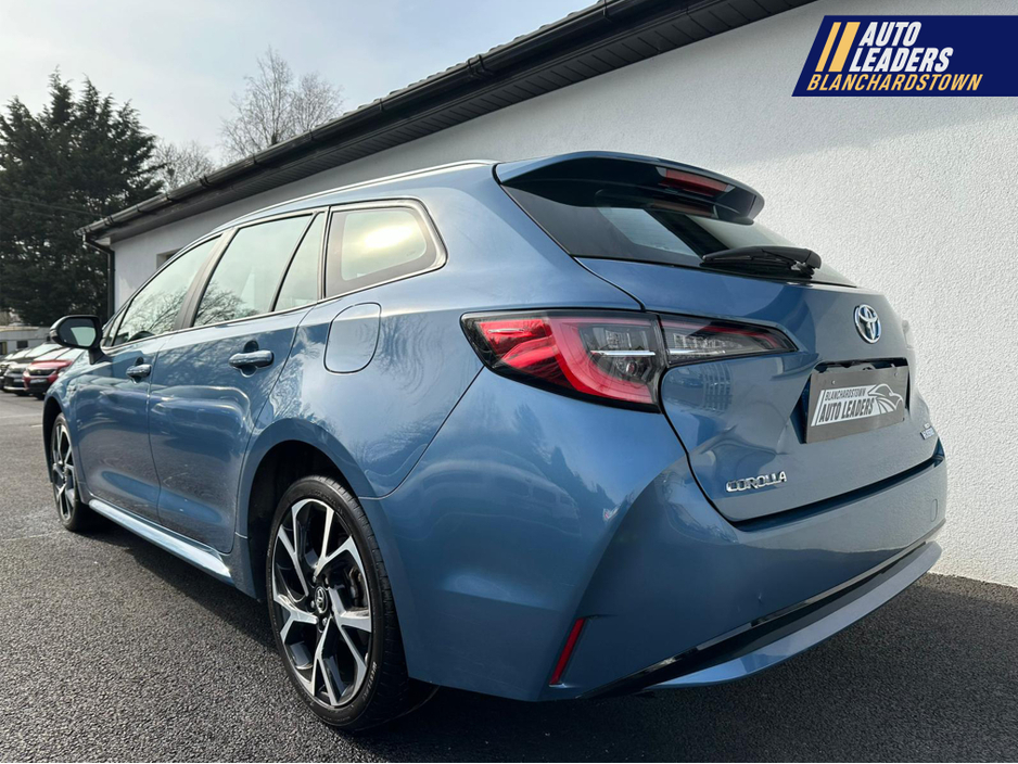 2021 Toyota Corolla - image 4