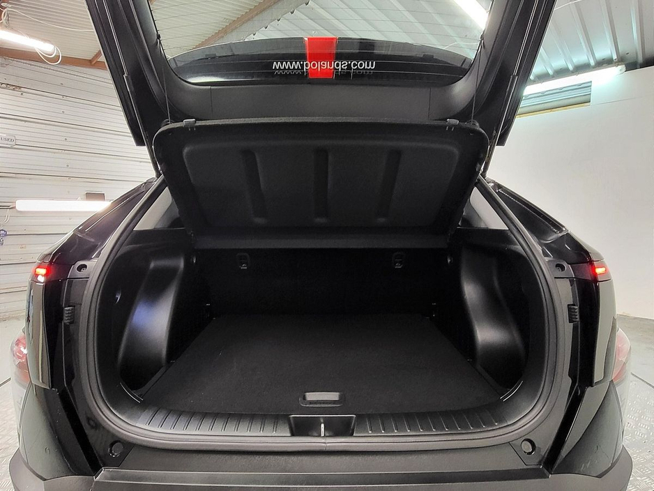 2023 Hyundai Kona - image 10