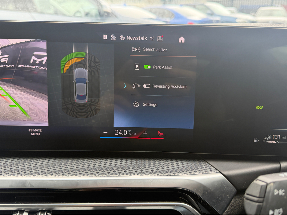 2023 BMW 3 Series - image 19