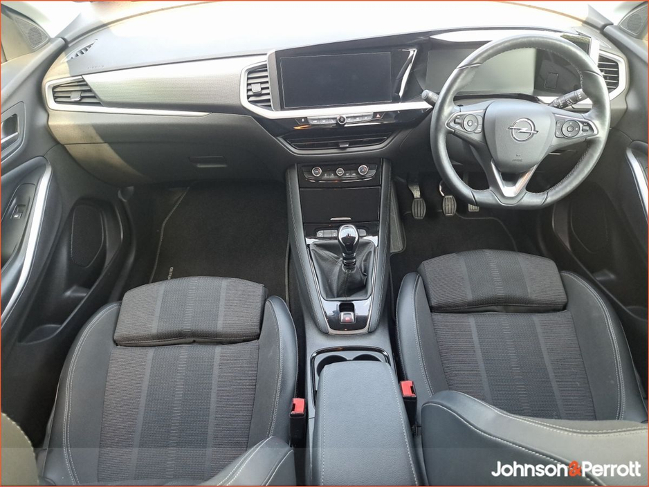 2024 Opel Grandland ELEGANCE-1.2 130BHP €30,900