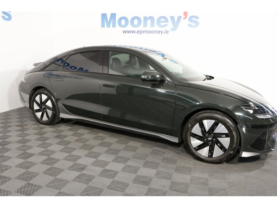 2024 Hyundai Ioniq 6 - image 3