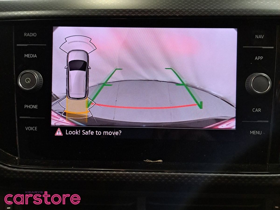 2021 Volkswagen T-Cross - image 18