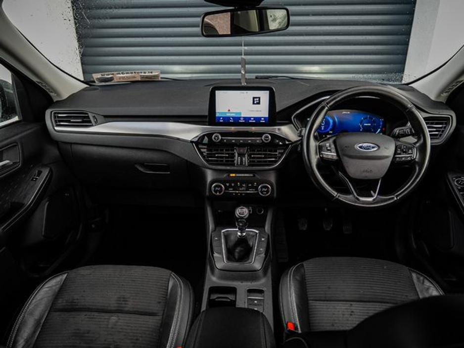 2021 Ford Kuga - image 10