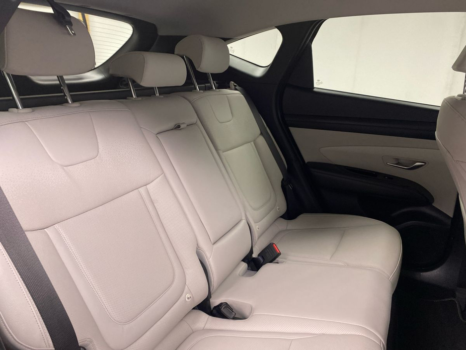 2025 Hyundai Tucson - image 10