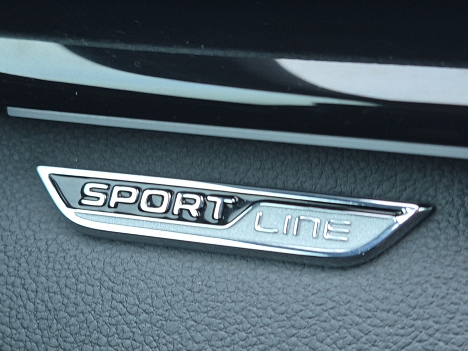 2019 Skoda Karoq - image 9