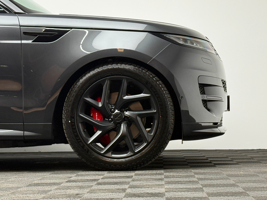 2026 Land Rover Range Rover Sport - image 9