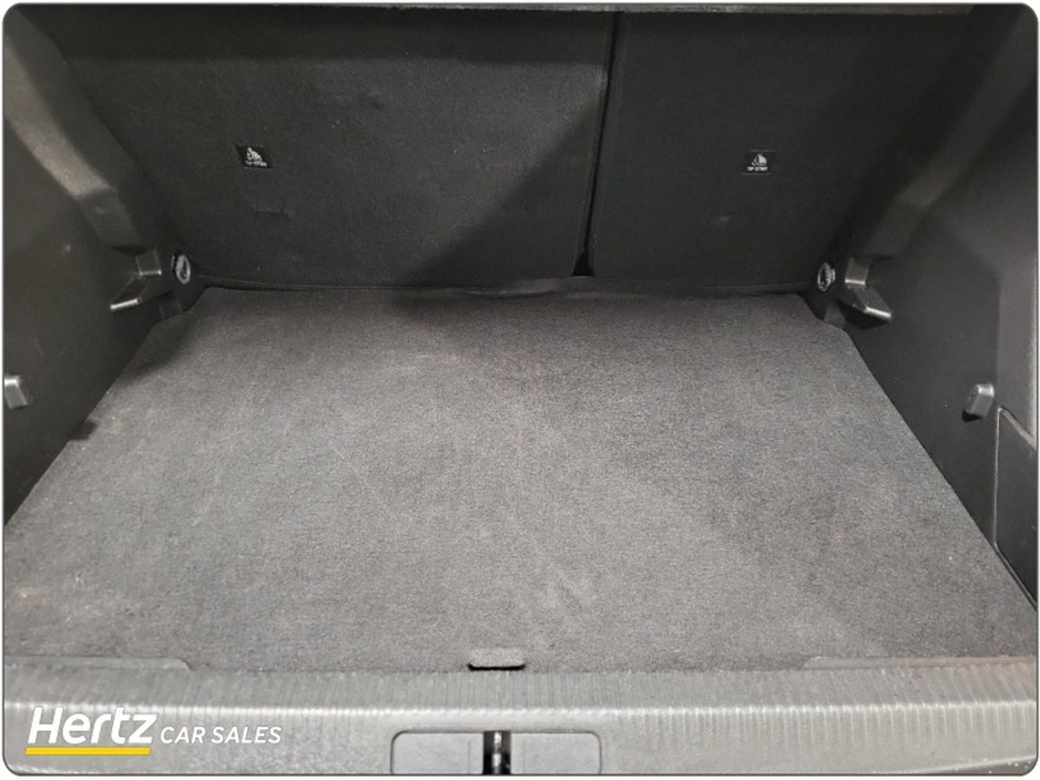 2023 Peugeot 2008 - image 18