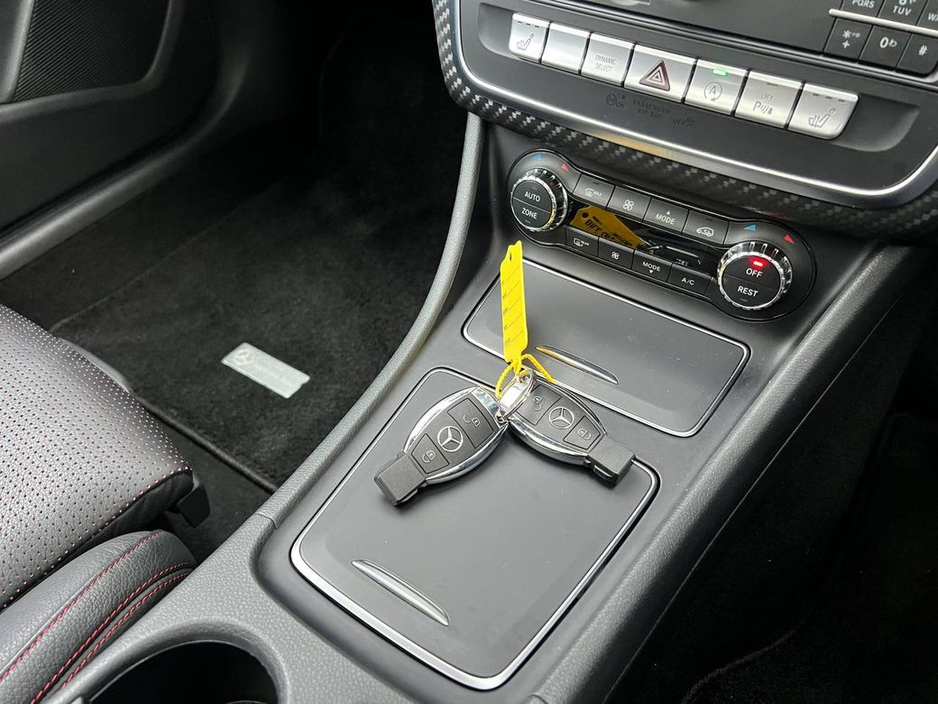 2017 Mercedes-Benz A Class A180 AMG-LINE 1.6 // OPENING PAN ROOF // LEATHER HEATED SPORT SEATS // BLUETOOTH MUSIC €18,750