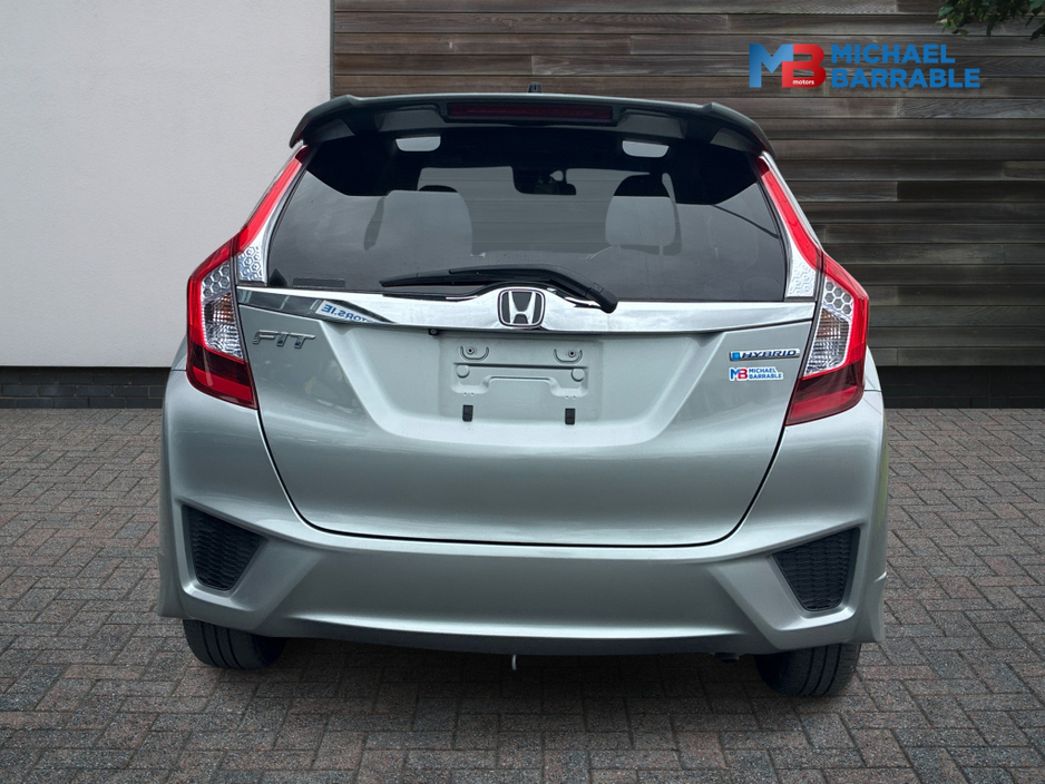 2014 Honda Fit - image 12