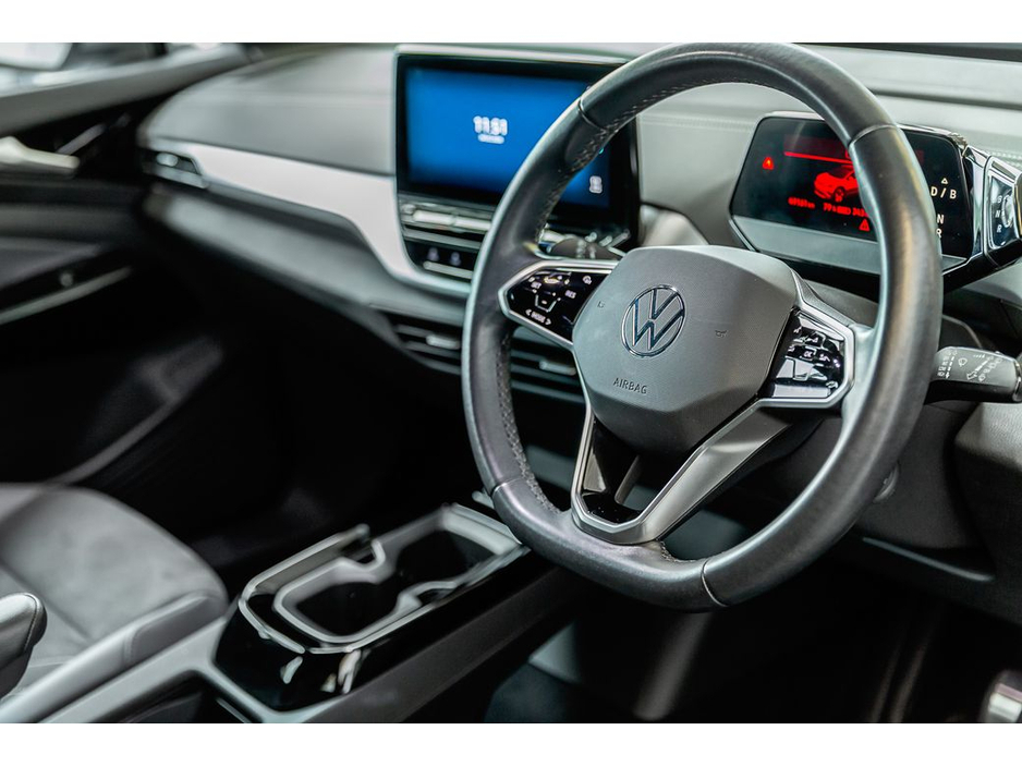 2023 Volkswagen ID.4 - image 14