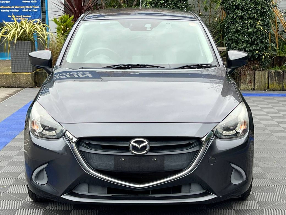 2016 Mazda Demio - image 14