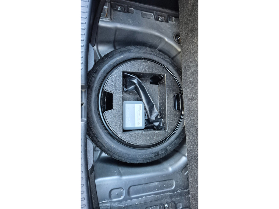 2022 Toyota Yaris 1.5 LUNA SPORT 4DR A €17,500