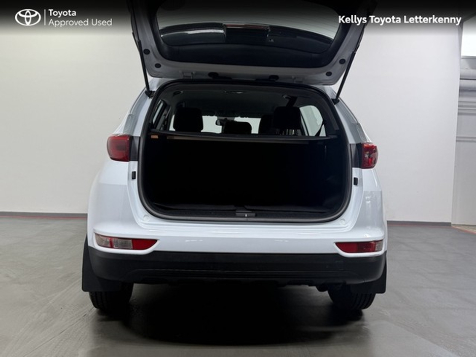 2018 Kia Sportage - image 5