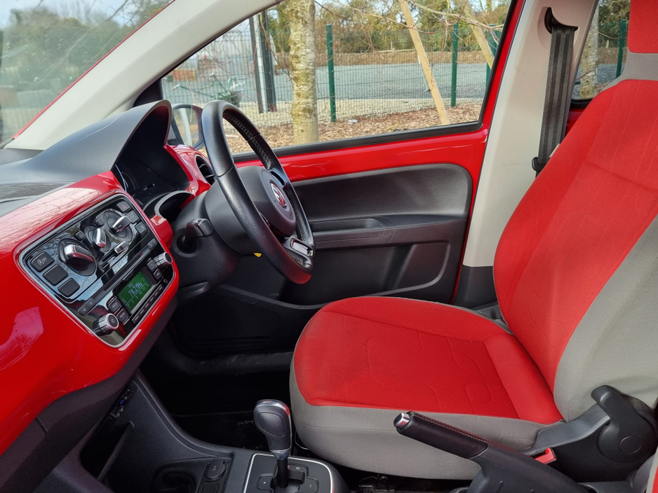 2016 Volkswagen up! - image 20