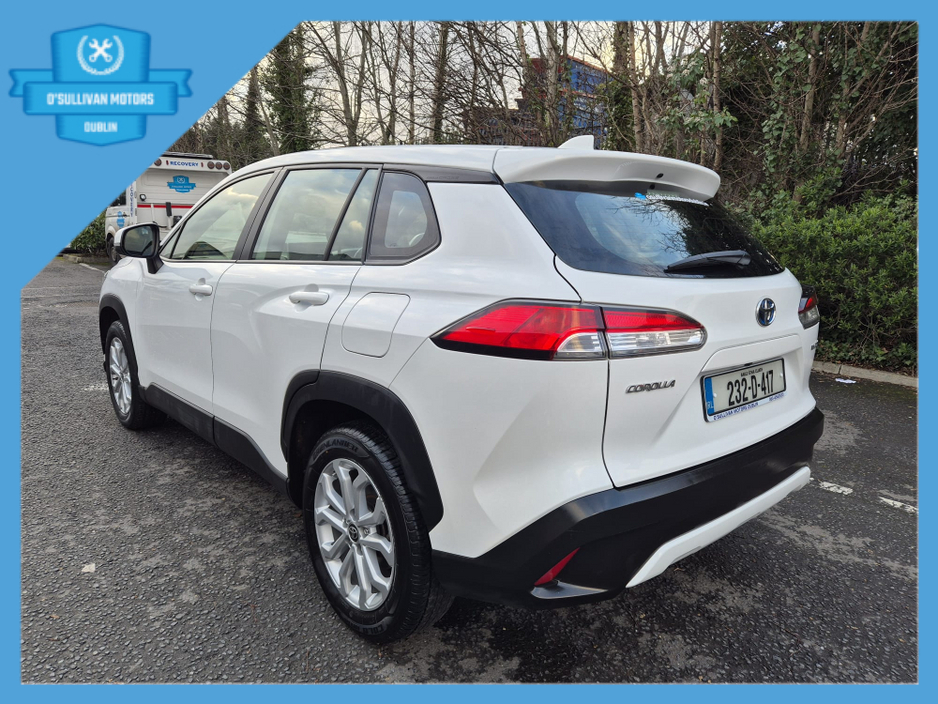 2023 Toyota Corolla CROSS LUNA 1.8 4DR AUTO €29,499