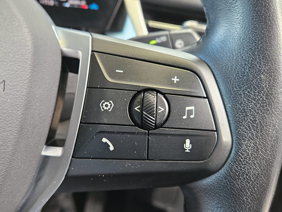 2023 BMW X1 - image 10