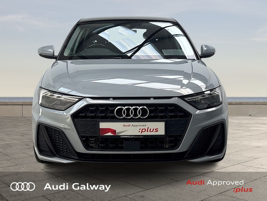2022 Audi A1 - image 2