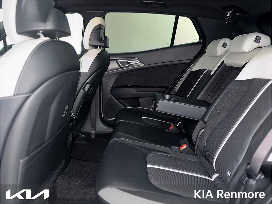2026 Kia Sportage - image 8