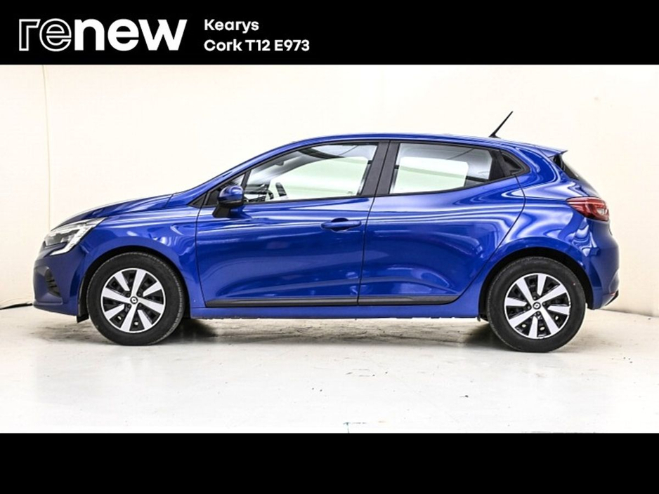 2022 Renault Clio - image 7