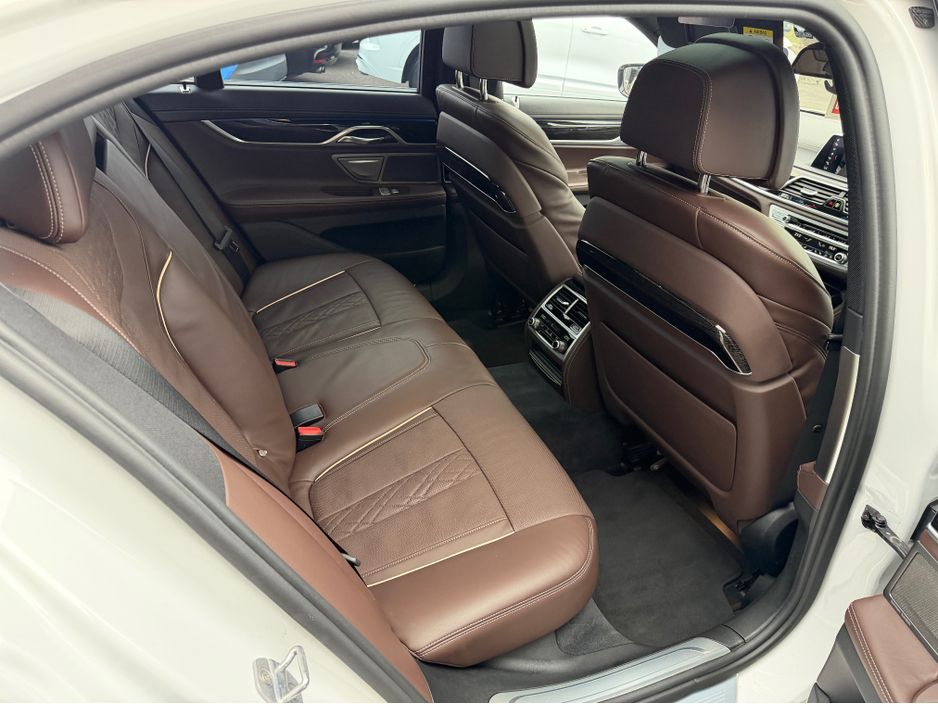 2017 BMW 7 Series M Sport - Top Spec - Fully Loaded €28,900