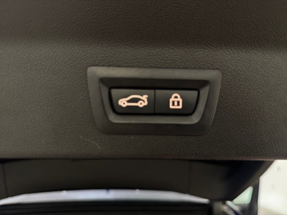 2019 BMW X3 - image 19