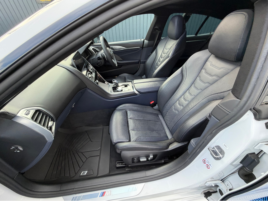 2020 BMW 8 Series - image 43
