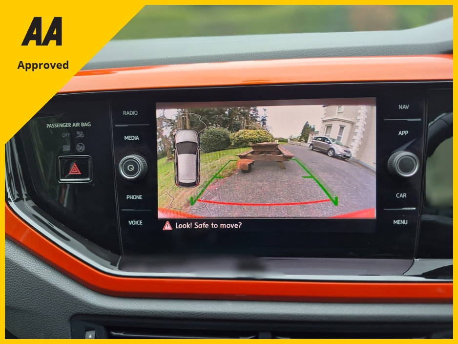 2018 Volkswagen Polo - image 24