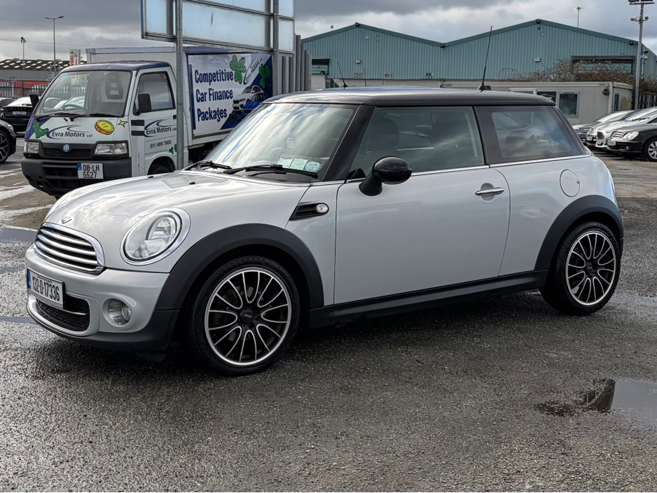 2013 MINI Hatch 2.0 D 3DR AUTO COOPER €7,350