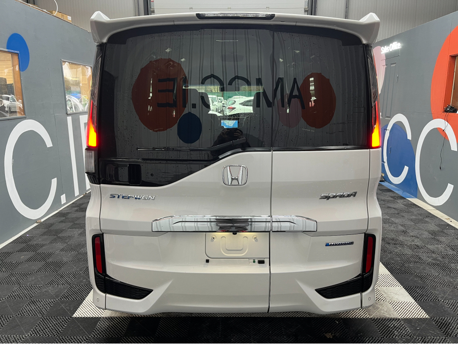 2019 Honda Stepwagon €25950 2019 HONDA STEPWAGON HYBRID G EX SENSING BLACK STYLE 2.0 AUTOMATIC / CRUISE CONTROL / REVERSE CAMERA / AUTOMATIC DOORS / 7 SEATS €25,950