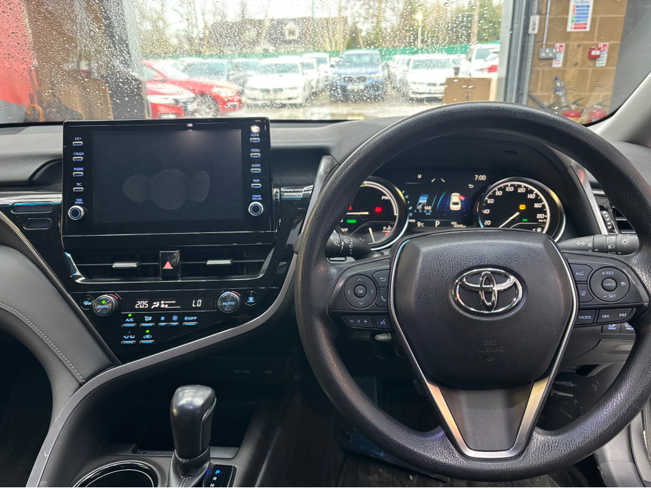 2022 Toyota Camry €29950 2022 Toyota Camry Hybrid Automatic - Reverse Camera - Cruise Control €29,950