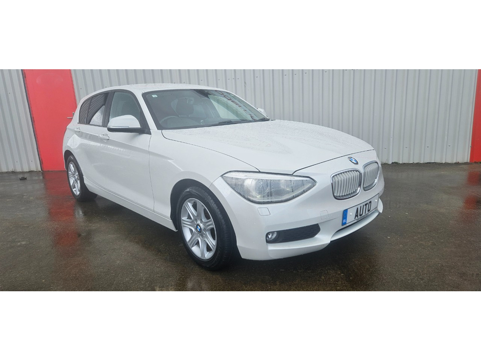 2015 BMW 1 Series - image 3